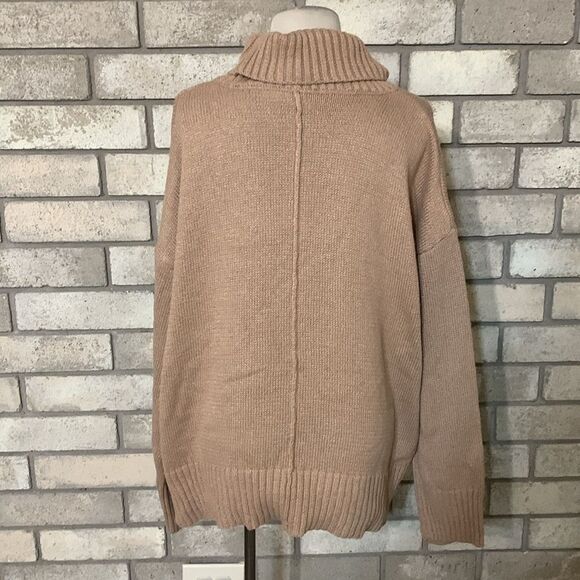 3for$20 sweater m - Picture 2 of 3